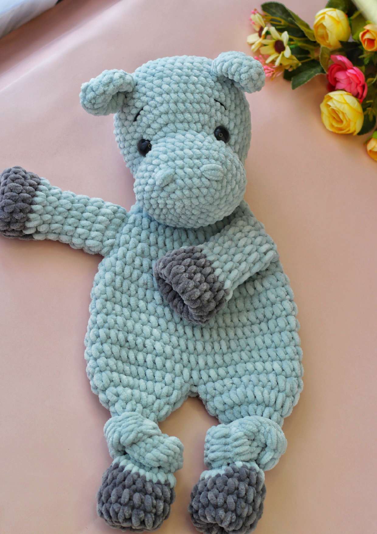 Hippo Lovey — Free Crochet Pattern