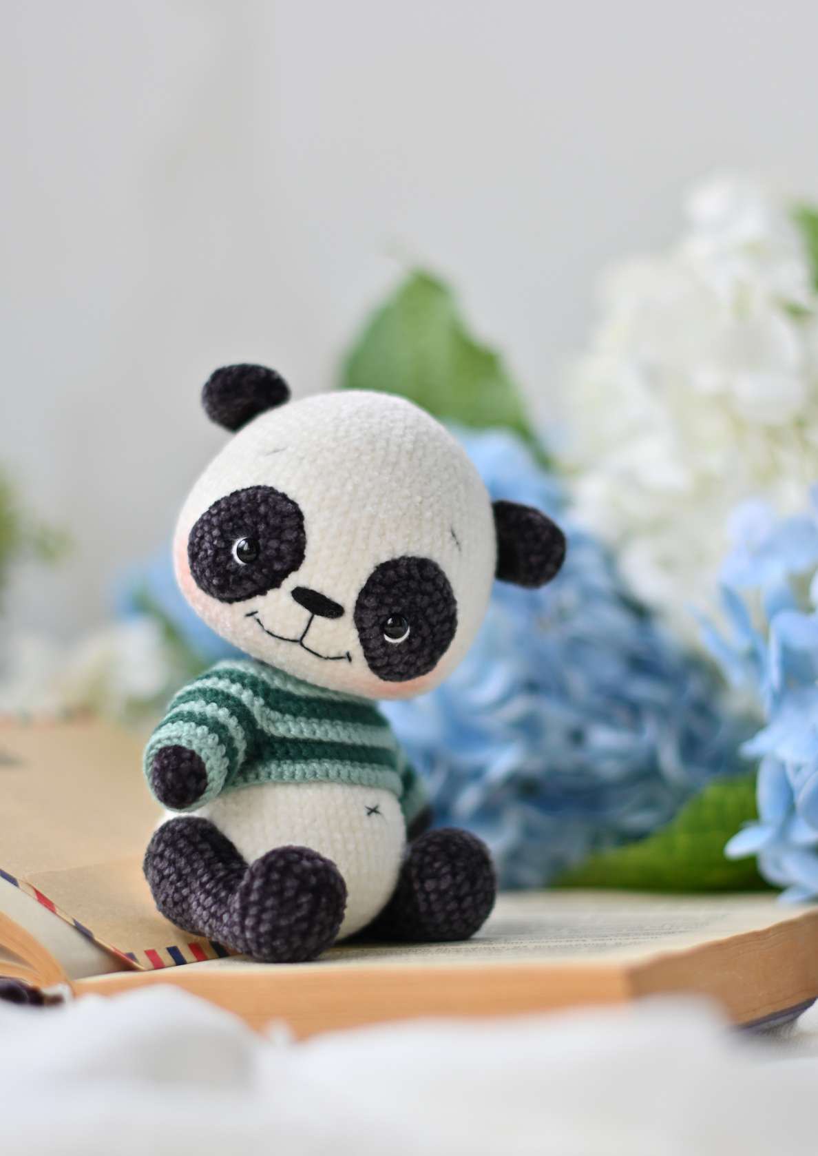 Panda Amigurumi — Free Crochet Pattern
